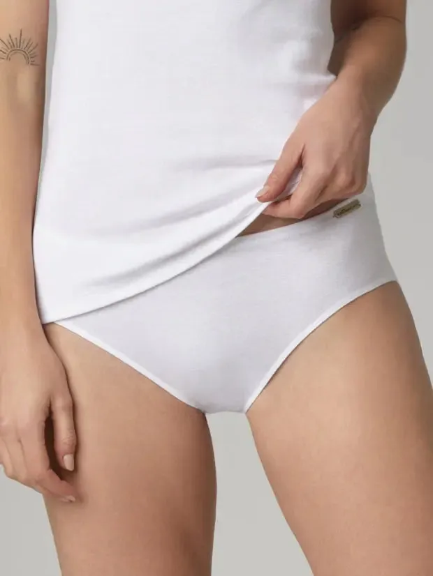 100% White Organic Cotton Panty by Comazo