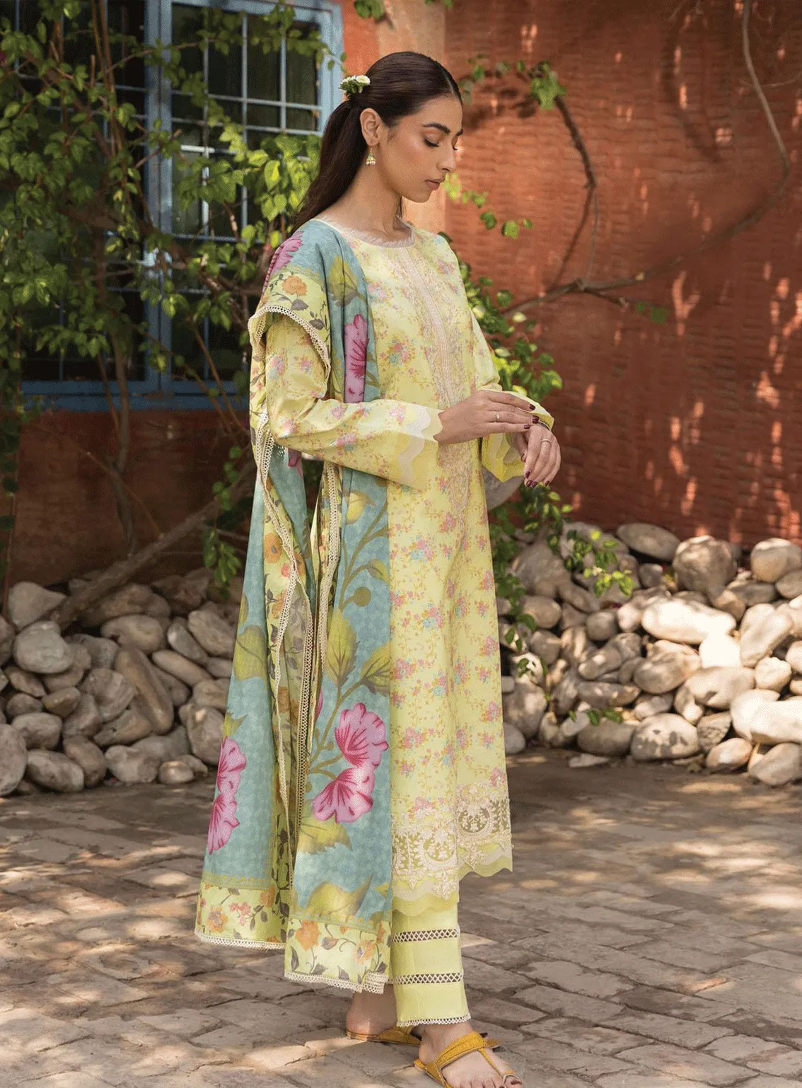 Aabyaan Embroidered Lawn Unstitched 3 Piece Suit - ABY23PL AP-10 ALYARA