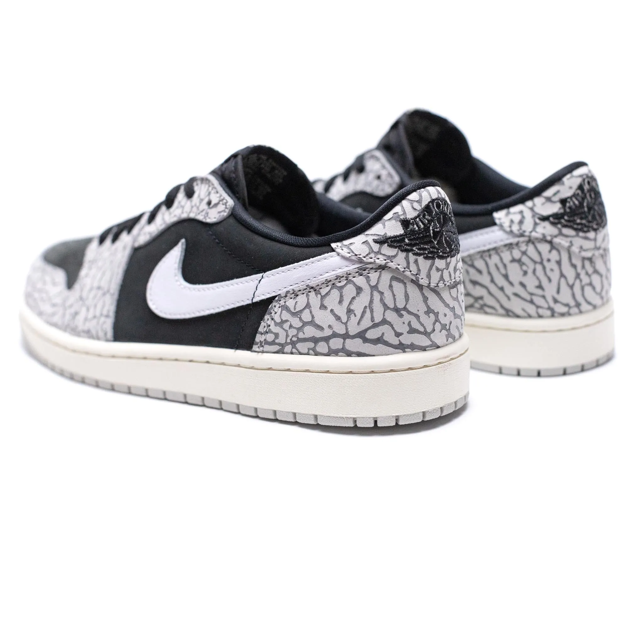 Air Jordan 1 Low OG 'Black Cement'