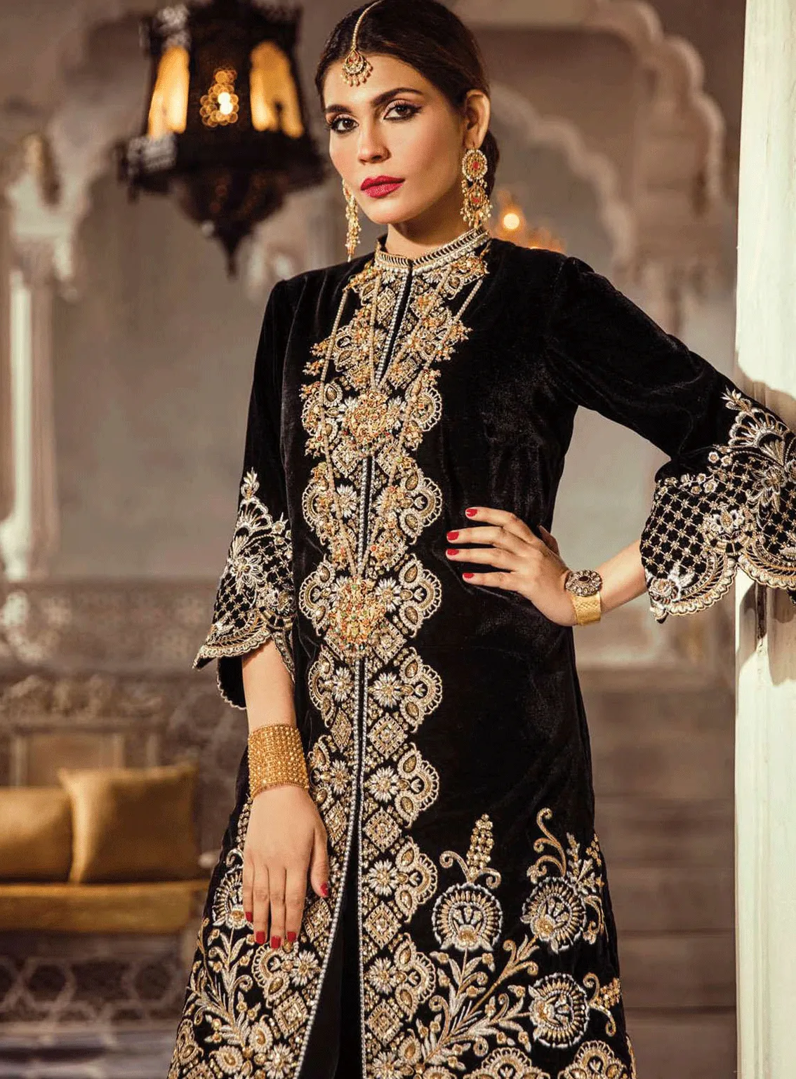 Anaya By Kiran Chaudhry Embroidered Velvet Unstitched 2 Piece Suit - 04 MIDNIGHT