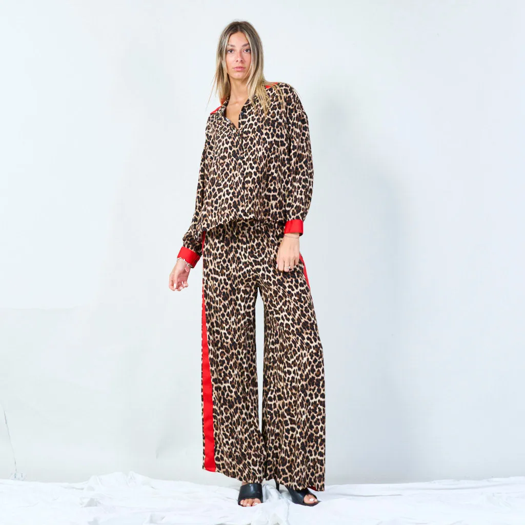 Animal print lounge set with contrast trim wholesale