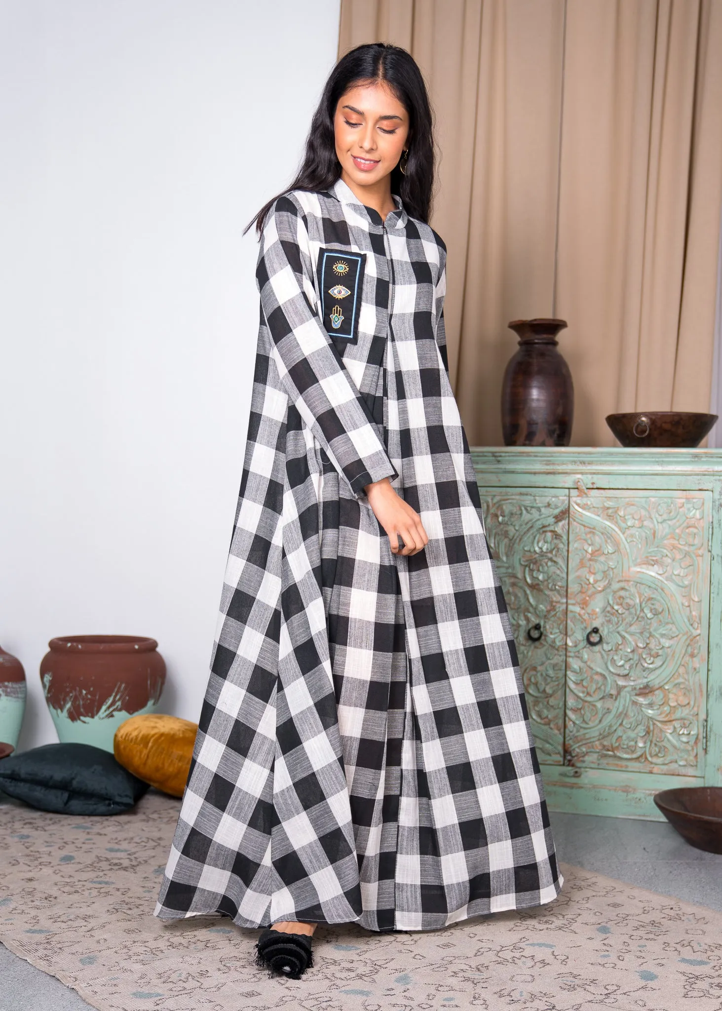 CHECKED FRONT EMBROIDERED LONG SLEEVES COTTON KAFTAN 2315 - قفطان