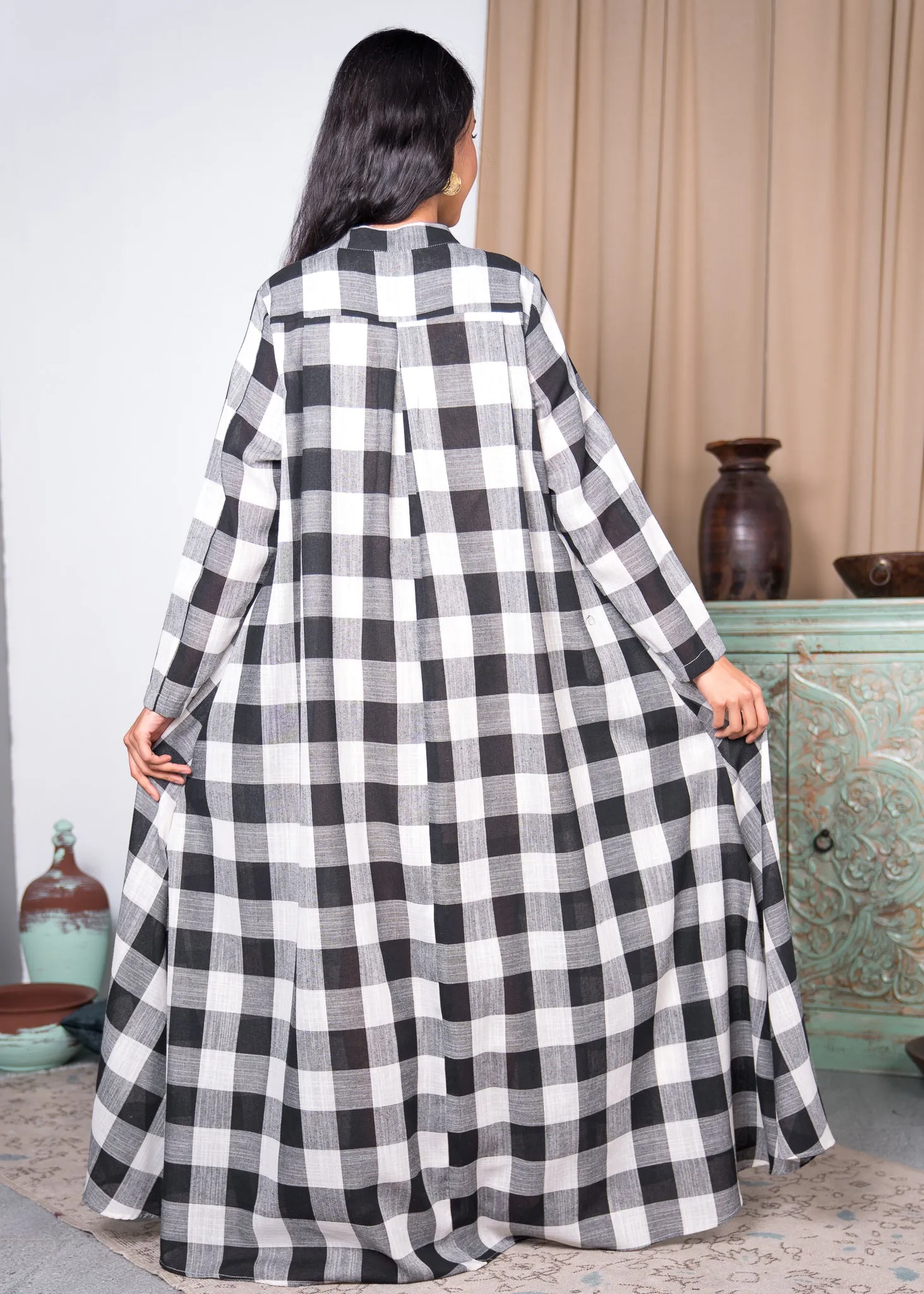 CHECKED FRONT EMBROIDERED LONG SLEEVES COTTON KAFTAN 2315 - قفطان