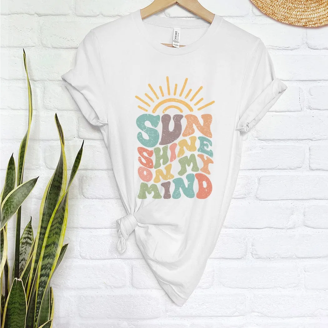 Distressed Sunshine On My Mind Graphic T-Shirt - SU158