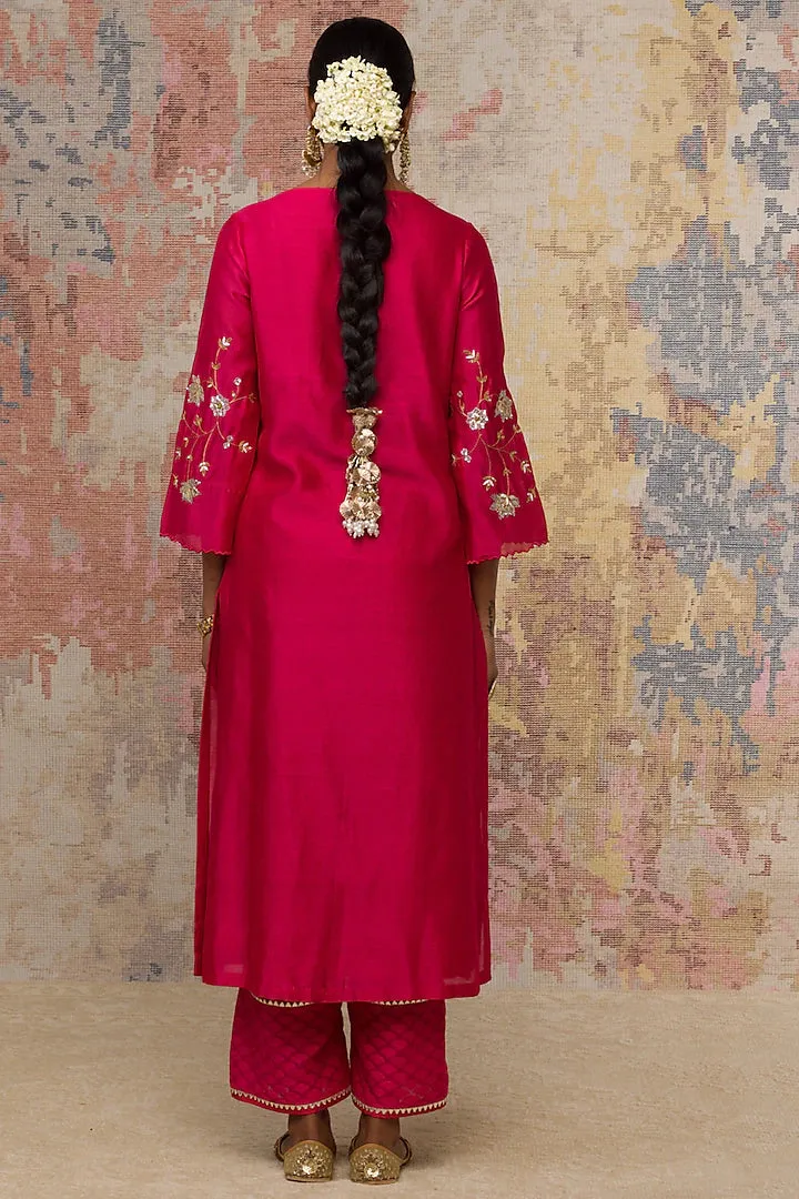 Fuchsia Embroidered kurta Set