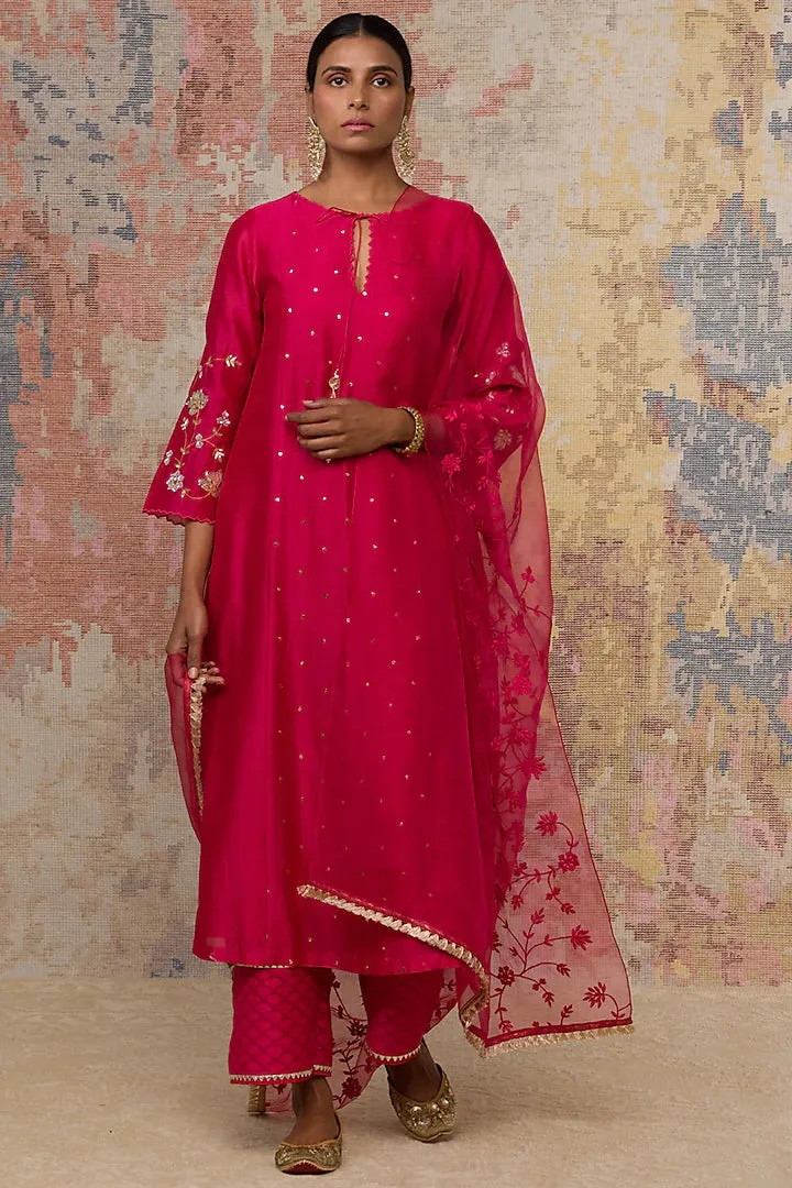 Fuchsia Embroidered kurta Set