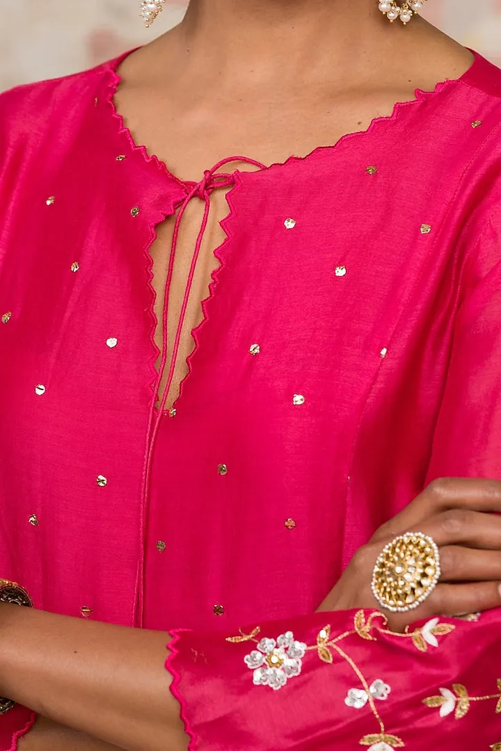 Fuchsia Embroidered kurta Set