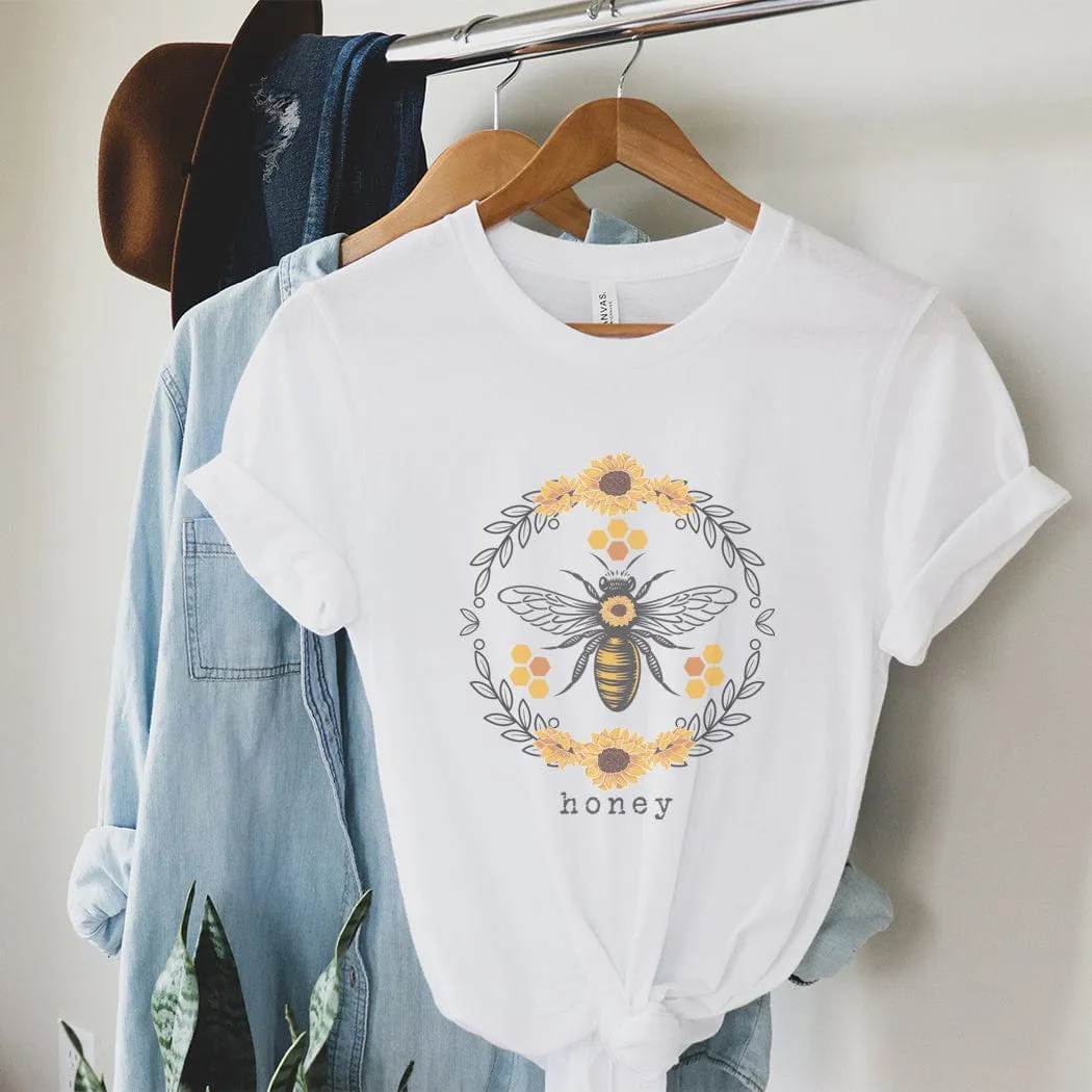 Honey Bee Circle Graphic T-Shirt - SP113