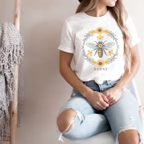 Honey Bee Circle Graphic T-Shirt - SP113