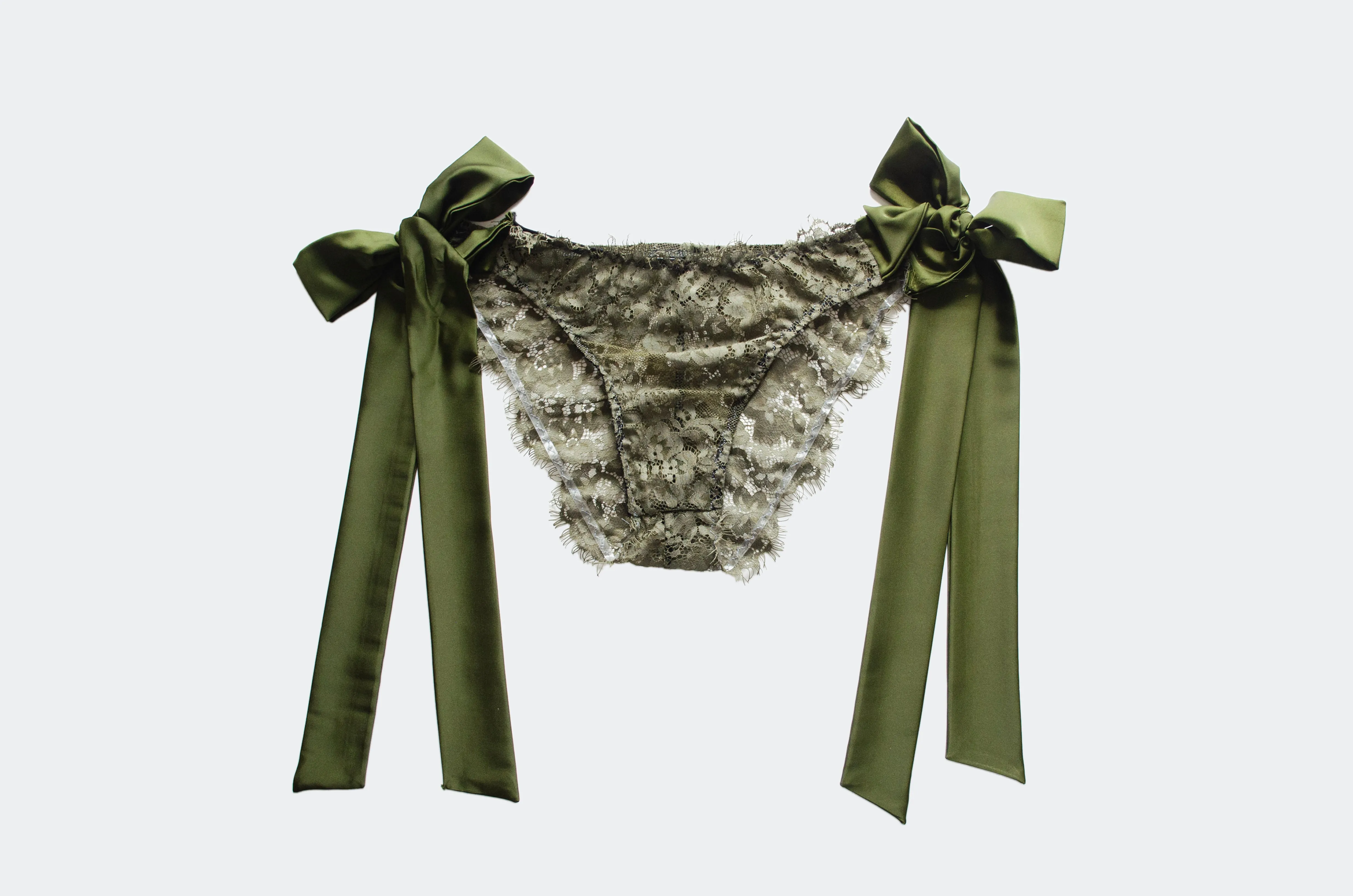 Pine Tie Side Lace Set