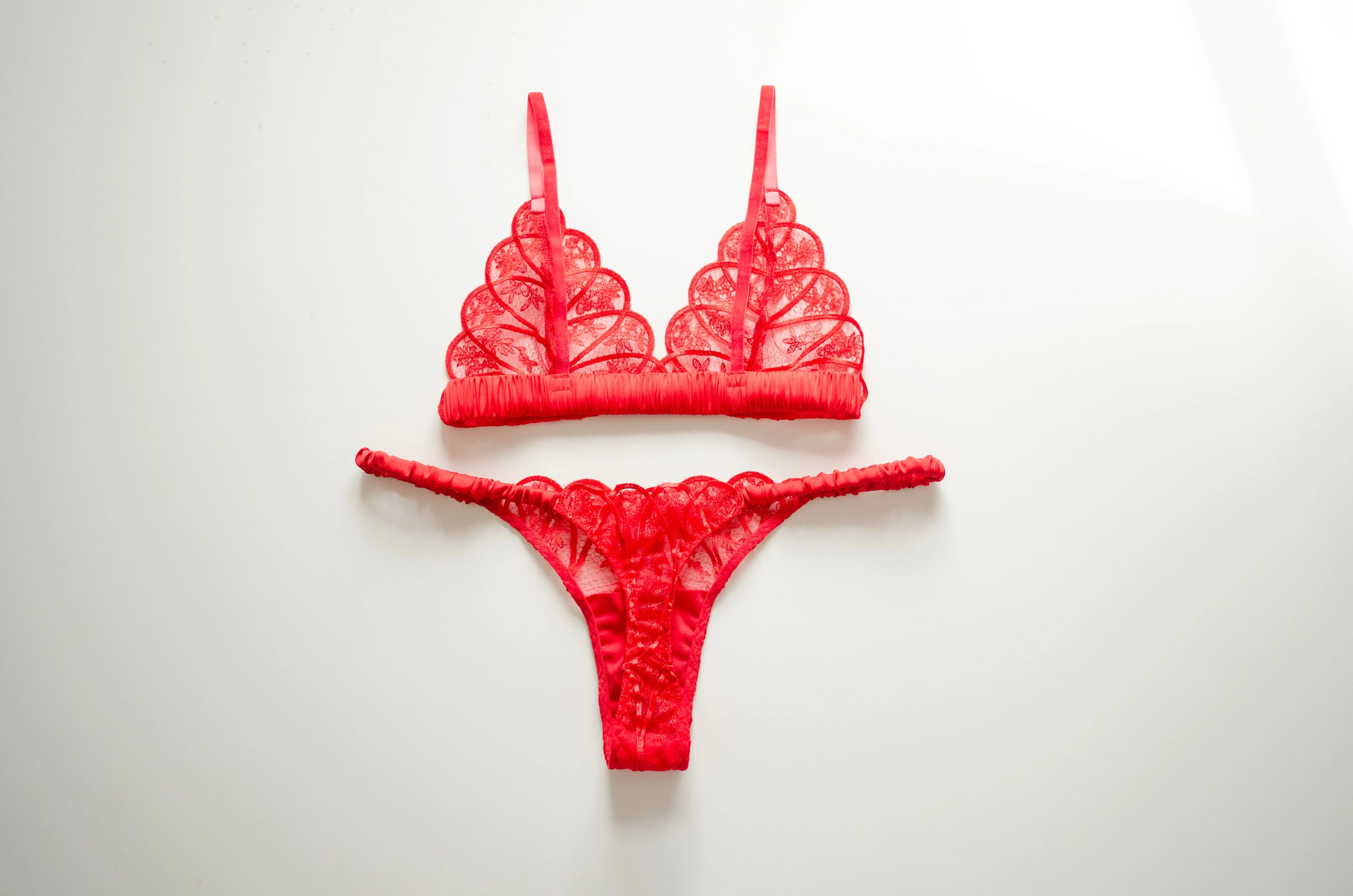 Scarlet Lace And Satin Set