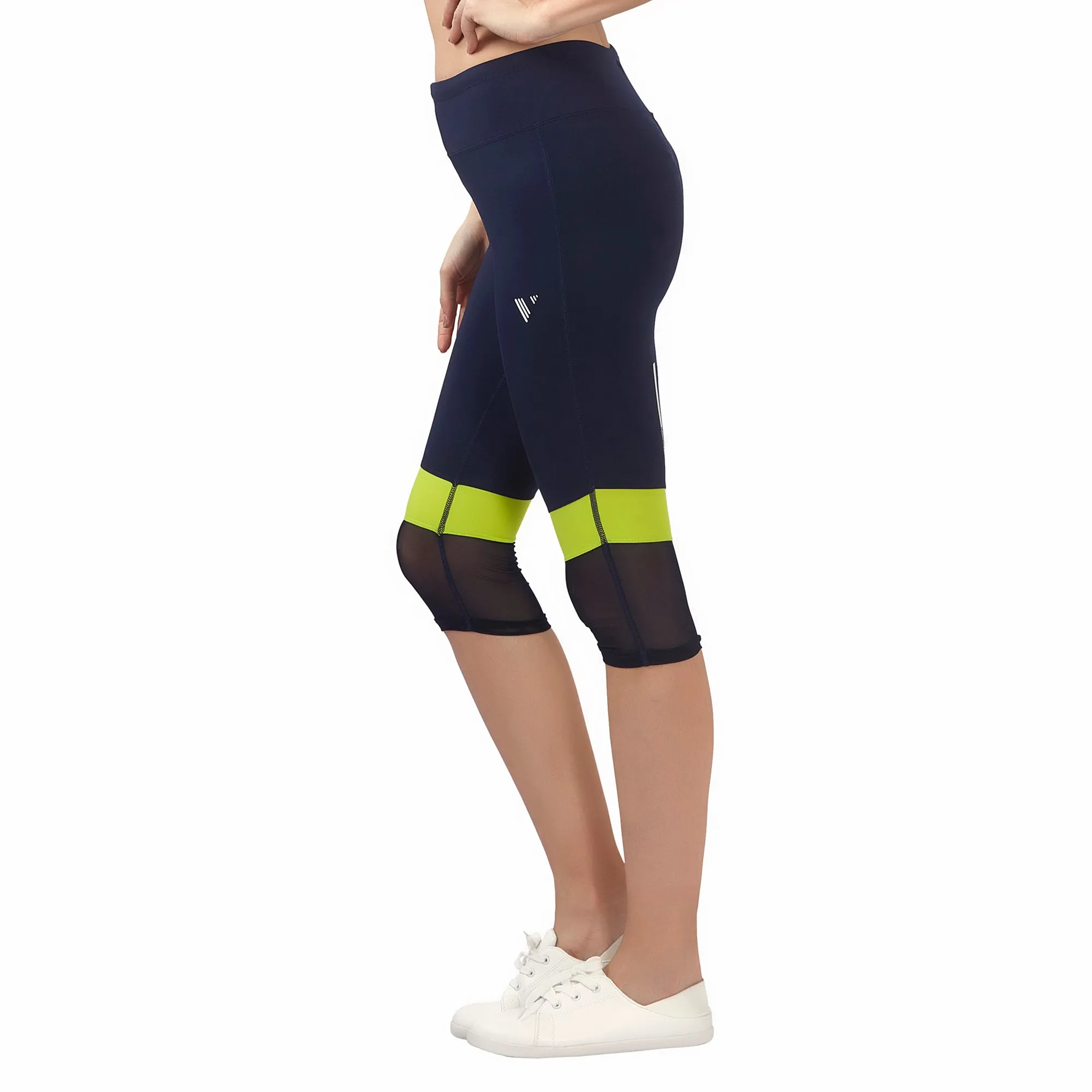 The Boost Women 3/4TH LEGGING (Mid Rise Waistband with hydro-dry Tech)